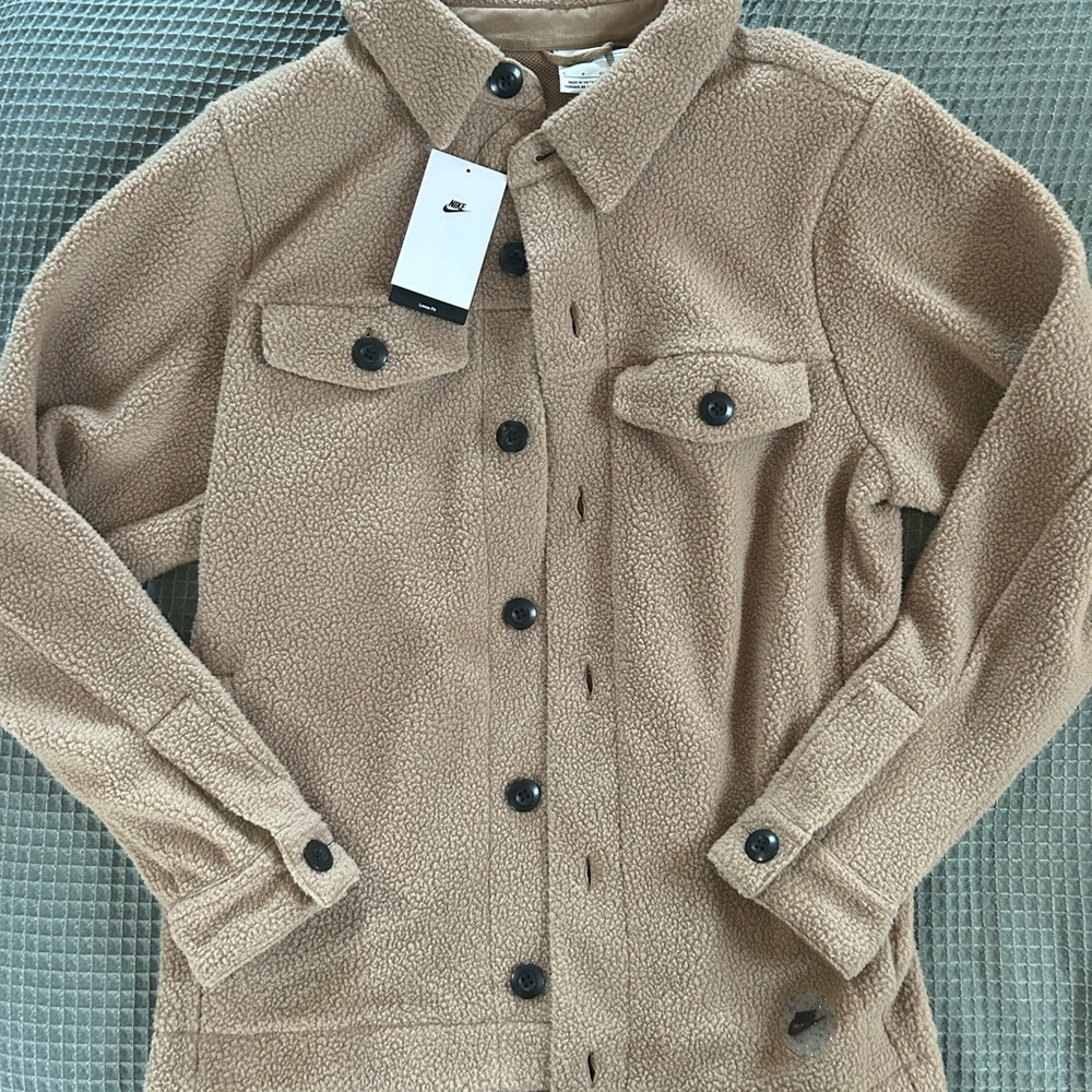 NET Men’s Nike Tan Fleece Shacket